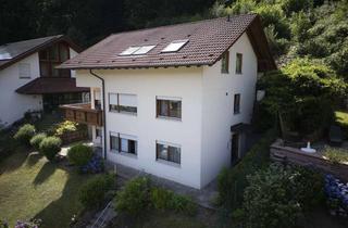 Einfamilienhaus kaufen in 75323 Bad Wildbad, Traumhaftes Einfamilienhaus mit Einliegerwohnung - Ruhige Hanglage mit herrlicher Aussicht