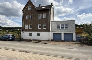 Einfamilienhaus kaufen in 57562 Herdorf, Viel Platz für die Familie – großzügiges Einfamilienhaus mit Wintergarten, Pool und zwei Garagen!
