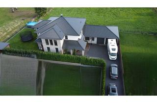 Haus kaufen in 38547 Calberlah, Traumhaus in Alleinlage: 308 m² Wohnkomfort, Wellness & Feldblick
