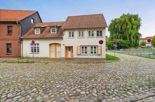 Anlageobjekt in 19370 Parchim, Zwei Zuhause unter einem Dach – Charmantes Stadthaus mit Innenhof in bester Lage von Parchim