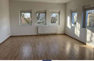 Wohnung mieten in 01968 Senftenberg, Perfekte 2-Zimmerwohnung mit großem Wohnzimmer und Duschbad in Senftenberg!