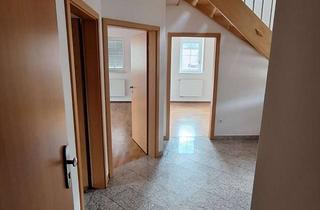 Wohnung mieten in Hindenburgstraße, 91448 Emskirchen, 4,5-Raum-Maisonette-Wohnung mit geh. Innenausstattung mit Balkon