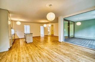 Wohnung kaufen in 79761 Waldshut, Waldshut - Exklusive 4,5-Zimmer Wohnung (99?m²) mit Loggia ??2. OG & Blick ins Grüne??