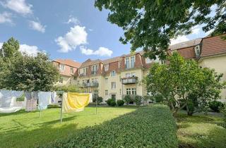 Wohnung kaufen in 01445 Radebeul, Investition mit Charme: Denkmalgeschützte 2-Zimmer-Wohnung im Dachgeschoss