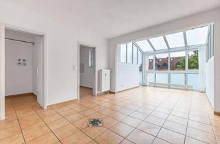 Wohnung kaufen in 85399 Hallbergmoos, Leerstehende Dachgeschosswohnung auf zwei Ebenen mit hohem Ausstattungsniveau in Hallbergmoos