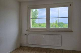 Wohnung mieten in Am Sohr 87, 08261 Schöneck, Helle 2 Raumwohnung mit Balkon + 2 Monate kaltmietfrei!