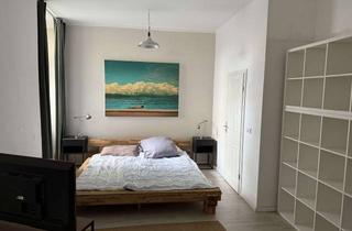Wohnung mieten in Paul-Lincke-Ufer, 10999 Kreuzberg, Paul-Lincke-Ufer: Möblierte 1-Zimmer-EG-Wohnung