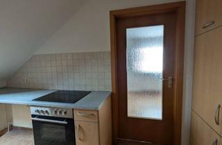 Wohnung mieten in Breslauer Str., 67245 Lambsheim, Schöne und modernisierte 2-Raum-DG-Wohnung in Lambsheim
