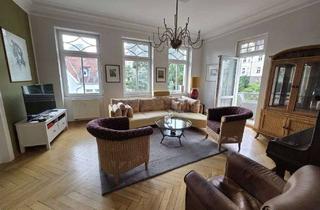 Wohnung mieten in 99817 Eisenach, Repräsentative Altbauwohnung mit Einbauküche und zwei Balkonen in grandioser Südstadtlage