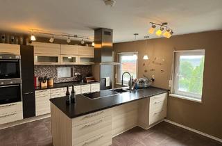 Einfamilienhaus kaufen in 67685 Erzenhausen, ANFRAGESTOP! Charmantes Einfamilienhaus mit Einliegerwohnung und idyllischem Ausblick ins Grüne