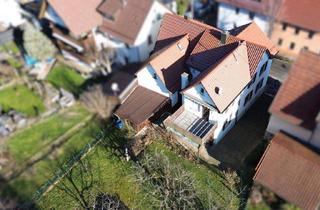 Haus kaufen in 72793 Pfullingen, Großes Haus mit tollem Garten und viel Potential für handwerklich Begabte