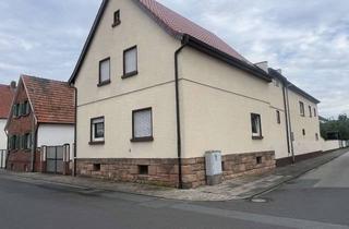 Haus kaufen in 64572 Büttelborn, Zwei Häuser, viele Möglichkeiten: bereit, aus dem Dornröschenschlaf zu erwachen