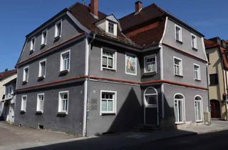 Mehrfamilienhaus kaufen in 86529 Schrobenhausen, Attraktives, gut vermietetes Mehrfamilienhaus mit kleiner Halle in zentraler Lage von Schrobenhausen