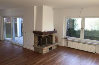 Haus mieten in Große Bleiche, 65719 Hofheim am Taunus, Freistehendes EFH mit ELW, Garage und Garten mit gehobener Ausstattung