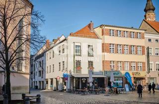 Anlageobjekt in 94315 Straubing, Wohn- und Geschäftshaus in 1-A-Lage am Straubinger Stadtplatz