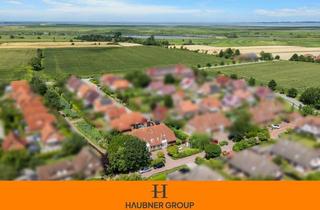 Wohnung kaufen in 26736 Krummhörn, ZU FUSS ZUM HAFEN! Stilvolle Maisonette-Wohnung an der Nordsee