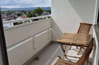 Wohnung kaufen in 55218 Ingelheim, VORANKÜNDIGUNG - Sonnendurchflutete Wohnung mit Weitblick-Sonnenbalkon- Aufzug-PKW Stellplatz