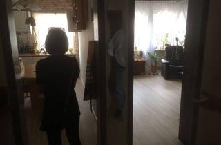 Wohnung kaufen in Külztalstraße 15a, 55471 Kümbdchen, Freundliche, Großzügige und modernisierte 3+ Zimmer-Wohnung mit Stellplatz, Gäste-WC bei Simmern