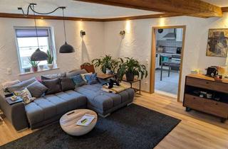 Wohnung mieten in Niederlindacher Straße, 91093 Heßdorf, Ansprechende und modernisierte 4-Zimmer-Wohnung mit Einbauküche in Heßdorf
