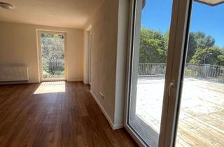 Wohnung mieten in 95100 Selb, Ansprechende 4-Zimmer-Wohnung in Selb mit großzügiger Dachterrasse