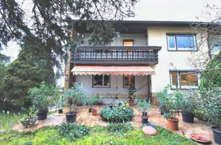 Einfamilienhaus kaufen in 74172 Neckarsulm, ++ 1-2 Familienhaus + Garage + 2 x 3-Zi.-Whg. ++