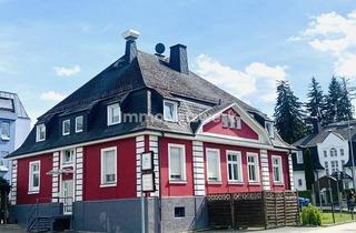 Villa kaufen in 95028 Hof, Tradition trifft Potenzial – historische Stadtvilla mit italienischem Restaurant in Hof an der Saale