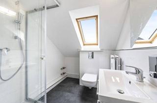 Anlageobjekt in 23669 Timmendorfer Strand, Angebotsverfahren - Renovierte Dachgeschoss-Wohnung in Strandnähe - Wartet auf Sie!