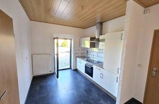 Wohnung kaufen in 54329 Konz, Konz - Charmante 2-Zimmer-Wohnung mit spektakulärer Dachterrasse in Konz