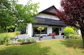 Haus kaufen in 58708 Menden, Menden - Erbbaurecht in Menden-Halingen: Großzügiges 1-2 Familienhaus