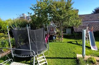 Wohnung kaufen in 78054 Villingen-Schwenningen, Villingen-Schwenningen - 4-Zimmerwohnung mit großem Garten und Souterrainwohnung