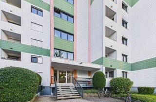 Wohnung kaufen in 71067 Sindelfingen, Sindelfingen - 2-Zimmer-Dachgeschosswohnung mit Dachterrasse in Sindelfingen