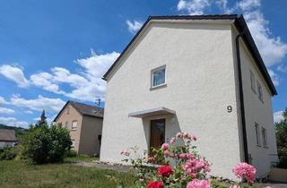 Haus kaufen in Mozartstraße 9, 73269 Hochdorf, Hochdorf - Gepflegtes Ein- bis Zweifamilienhaus mit Pelletheizung, großem Garten und Ausbaumöglichkeiten