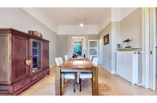 Wohnung kaufen in 60318 Nordend-West, Stilvolle Hochparterre-Altbauwohnung mit eigenem Garten