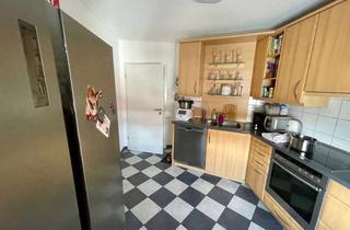 Wohnung kaufen in Ringstraße, 69207 Sandhausen, Zentrale 3-Zimmer-DG-Wohnung mit gehobener Innenausstattung mit Balkon und EBK in Sandhausen