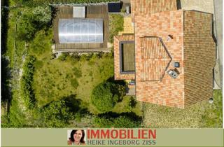 Haus kaufen in 56651 Niederdürenbach, Exklusiver Rückzugsort: Haus mit Pool & unverbaubarem Burgblick