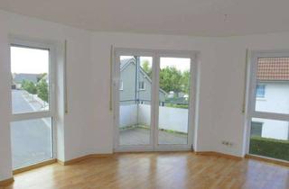 Wohnung mieten in Lessingstraße 14, 01689 Weinböhla, Freundliche helle 2-Zimmer-Wohnung mit großem Südbalkon, separater Küche und kleinem Abstellraum