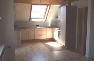 Wohnung mieten in 64354 Reinheim, Stilvolle 3-Raum-Wohnung mit Balkon, Keller und EBK in Reinheim OT Überau