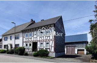 Bauernhaus kaufen in 56858 Peterswald-Löffelscheid, Ehemaliger Bauernhof - 2 Wohnhäuser u. Wirtschaftsgebäude auf großem Grundstück