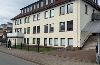 Wohnung mieten in Löwenser Straße 9b, 31812 Bad Pyrmont, Licht durchflutete 4-Zimmer-Dachgeschosswohnung in Bad Pyrmont