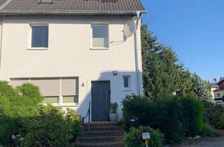 Doppelhaushälfte kaufen in 53721 Siegburg, Familienfreundliche, modernisierte Doppelhaushälfte