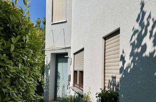 Doppelhaushälfte kaufen in 74182 Obersulm, Sichere Mieteinnahmen: Vermietete Doppelhaushälfte mit Garten & Top-Lage
