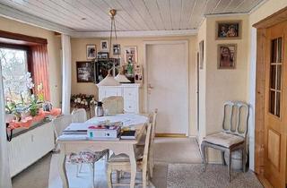 Haus kaufen in 25782 Tellingstedt, Tellingstedt - Drei Wohnungen Haus, WG Haus