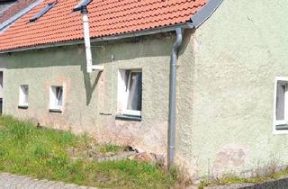 Haus kaufen in 92526 Oberviechtach, Oberviechtach - Teilrenoviertes Wohnhaus in Schönsee Oberpfalz zu verkaufen