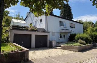 Haus kaufen in 76228 Karlsruhe, Karlsruhe - Attraktives Zweifamilienhaus in bester Lage von Durlach-Bergwald