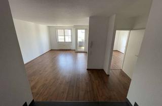 Wohnung kaufen in Bissinger Straße 13, 71732 Tamm, moderne 2-Raum-Wohnung mit Balkon in Tamm