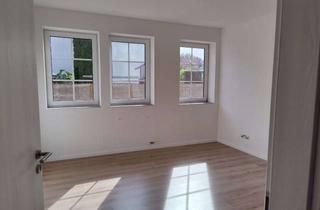 Wohnung mieten in 39397 Kroppenstedt, 4 großzügige Zimmer + Küche + Bad + Gäste-WC + Diele/Esszimmer in 39397 KROPPENSTEDT / südl. BÖRDE
