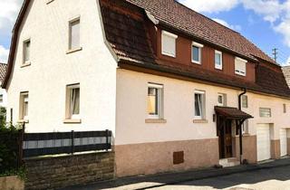 Haus kaufen in Schillerstraße 14, 74376 Gemmrigheim, Viel Potenzial: Zweifamilienhaus mit Scheune, 2 Garagen in familienfreundlicher Lage in Gemmrigheim!
