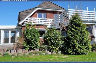 Einfamilienhaus kaufen in 38173 Sickte, Großzügiges Einfamilienhaus, Bj. 2000 u.a. mit Kamin, Wintergarten und Garagen in Sickte zu kaufen!