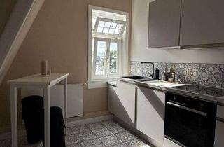 Wohnung mieten in Im Hasensprung, 61348 Bad Homburg, Kernsanierte Dachgeschosswohnung (Altbau) in sehr zentraler Lage