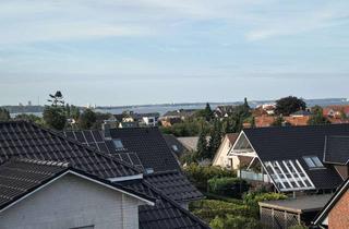 Wohnung mieten in 23683 Scharbeutz, DG 5 Zimmer-Wohnung in ruhiger und zentraler Lage ca. 600 m vom Stand entfernt (Luftlinie)